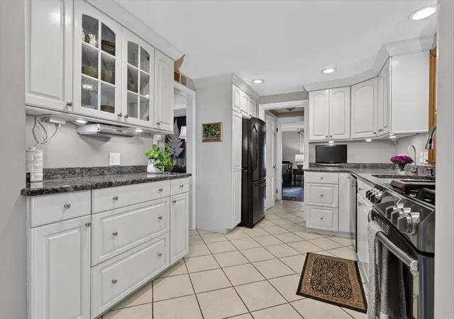 Homes for sale in Weymouth, MA | 35 Cottage Lane, Weymouth, MA 02188 | MLS# 73541894