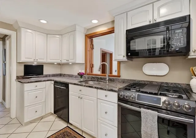 Homes for sale in Weymouth, MA | 35 Cottage Lane, Weymouth, MA 02188 | MLS# 73541894