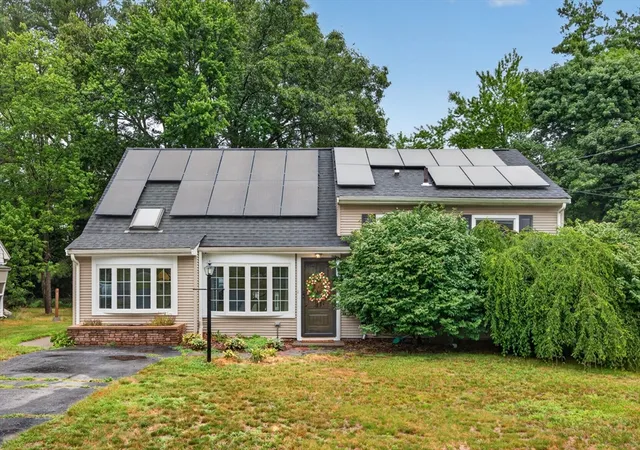 Homes for sale in Framingham, MA | 769 Potter Rd, Framingham, MA 01701 | MLS# 73546887