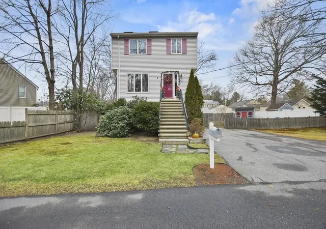 Homes for sale in Wilmington, MA | 20 Fairfield Road, Wilmington, MA 01887 | MLS# 73510374