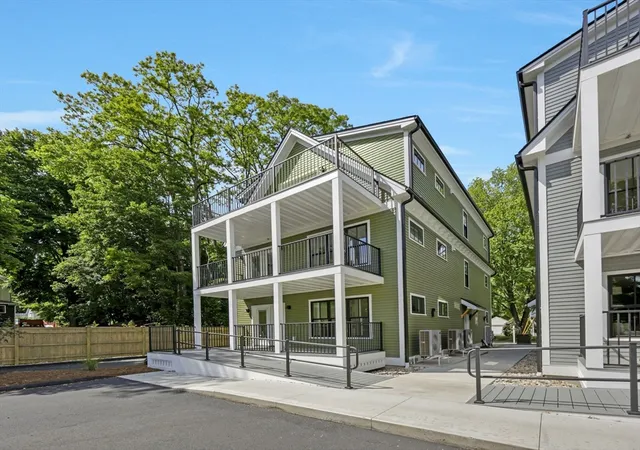 41st image of 14 Garfield St #B1, Florence, MA 01062 | MLS# 73550897
