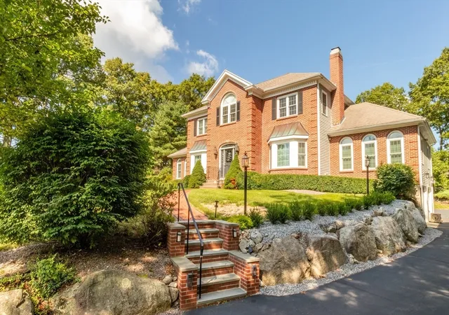 Photo 3 of Sale Pending at 25 Windsor Dr, Foxboro, MA 02035 | MLS# 73565977 | Listing updated on 2026-09-02