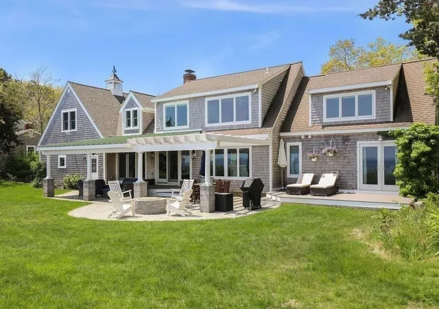 Photo 2 of Single family home for sale at 3 Ellisville Dr, Plymouth, MA 02360 | MLS# 73569654 | Listing updated on 2026-09-10