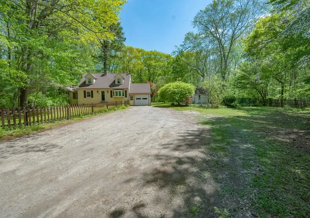 Homes for sale in Stoughton, MA | 586 Turnpike St, Stoughton, MA 02072 | MLS# 73527184