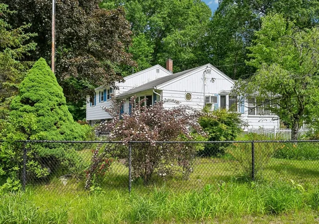 38th image of 15 Dana Rd, Maynard, MA 01754 | MLS# 73532510