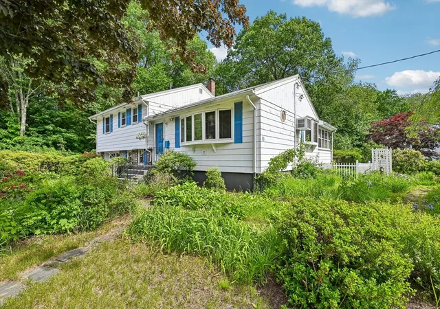 3rd image of 15 Dana Rd, Maynard, MA 01754 | MLS# 73532510