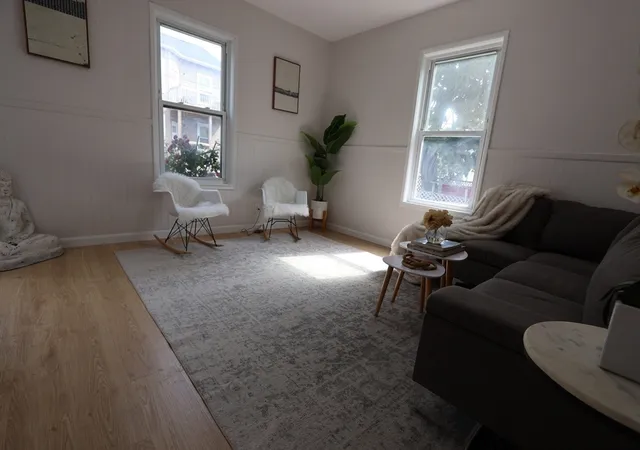 Homes for sale in Lynn, MA | 115 Collins St, Lynn, MA 01902 | MLS# 73533779