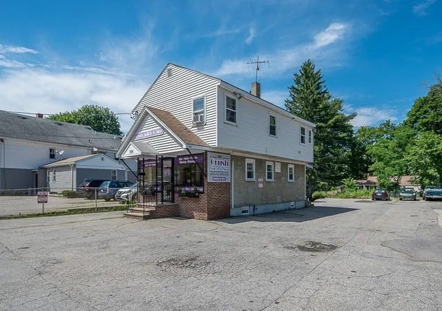 Homes for sale in Auburn, MA | 188 Auburn St, Auburn, MA 01501 | MLS# 73542359