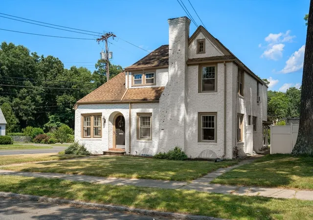 Photo 1 of Sale Pending at 107 Perkins St, Springfield, MA 01118 | MLS# 73543646 | Listing updated on 2026-08-24