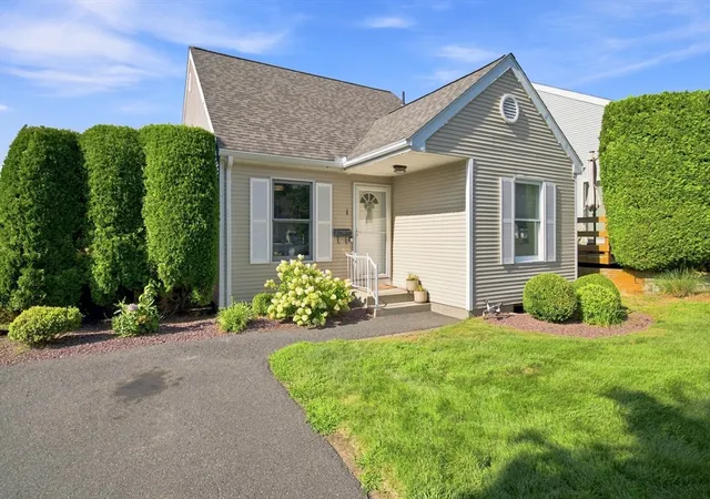 Photo 2 of Condo for sale at 1 Alvord Pl #1, South Hadley, MA 01075 | MLS# 73569147 | Listing updated on 2026-09-04