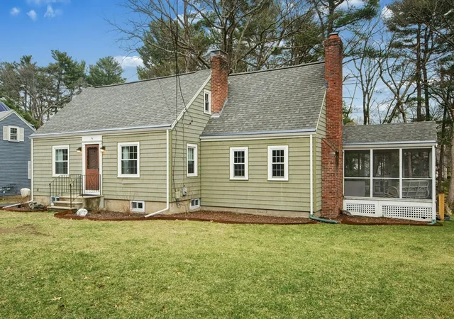 Homes for sale in Framingham, MA | 94 Spruce St, Framingham, MA 01701 | MLS# 73495007