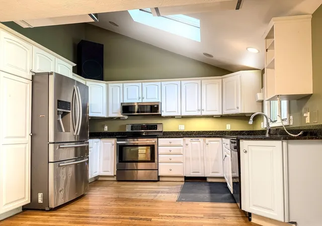 Homes for sale in Weymouth, MA | 484 Essex, Weymouth, MA 02188 | MLS# 73538840