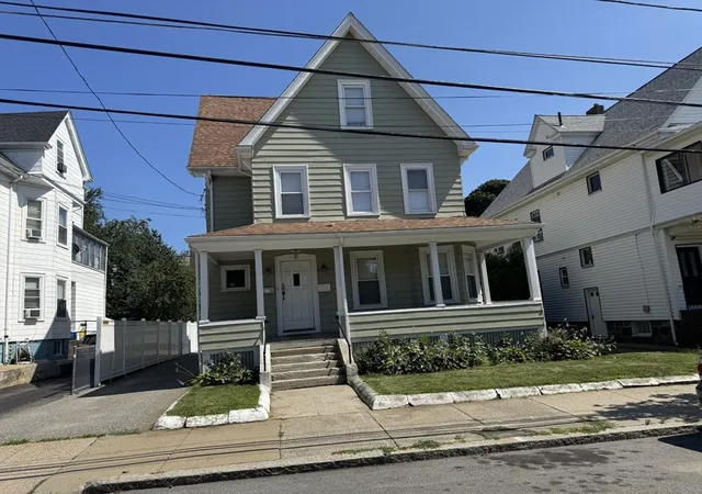 3rd image of 95 Waverly St, Everett, MA 02149 | MLS# 73558119
