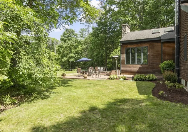 Homes for sale in Westminster, MA | 55 Lake Dr W, Westminster, MA 01473 | MLS# 73536700