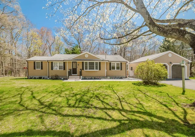 Homes for sale in Rehoboth, MA | 185 Moulton Street, Rehoboth, MA 02769 | MLS# 73508239