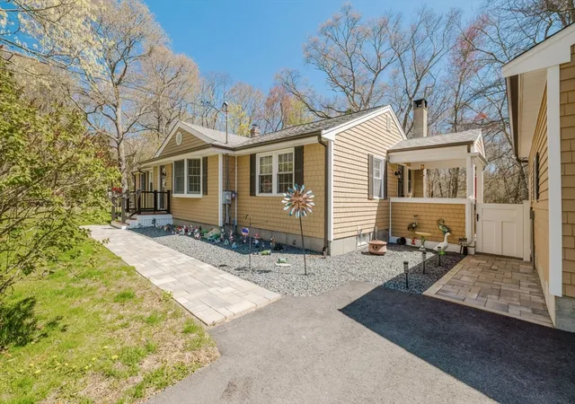 Homes for sale in Rehoboth, MA | 185 Moulton Street, Rehoboth, MA 02769 | MLS# 73508239