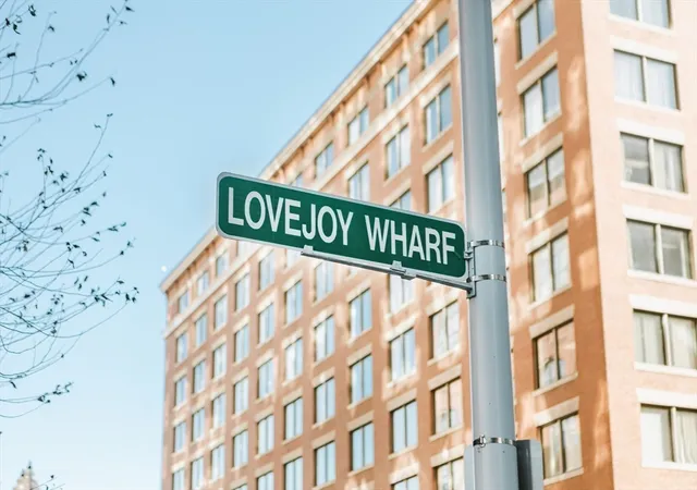 41st image of 100 Lovejoy Wharf #PH1A, Boston, MA 02114 | MLS# 73554380