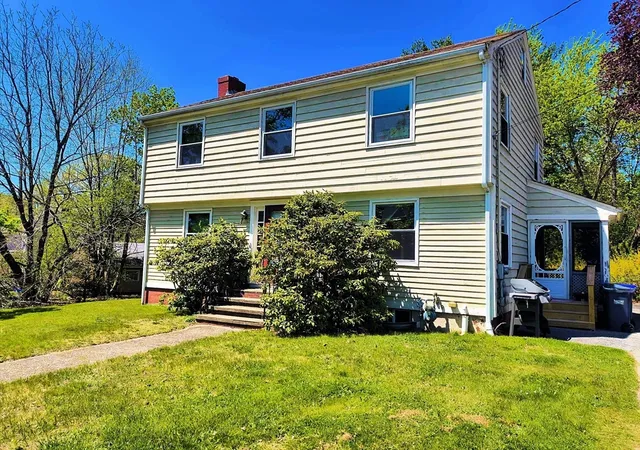 Homes for sale in Plainville, MA | 4 Pleasant St, Plainville, MA 02762 | MLS# 73534140