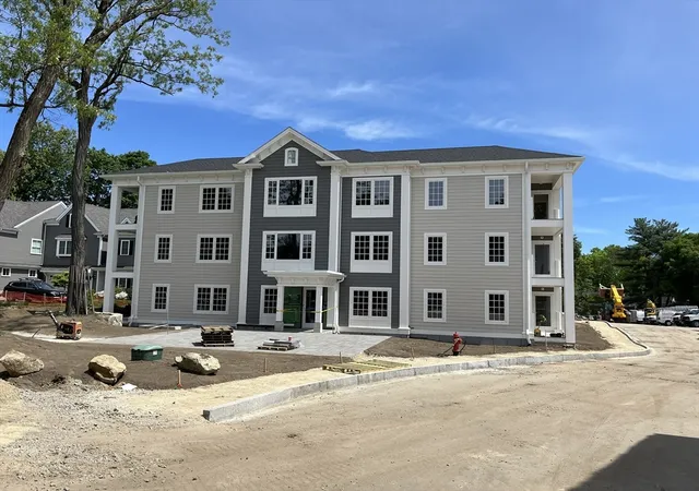 Homes for sale in Lexington, MA | 93 Bedford Street #103, Lexington, MA 02420 | MLS# 73524694