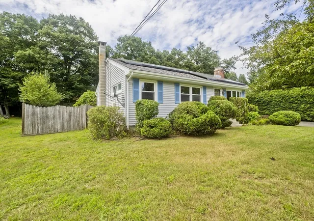 Photo 3 of Sale Pending at 293 N Loomis St, Southwick, MA 01077 | MLS# 73563180 | Listing updated on 2026-09-15