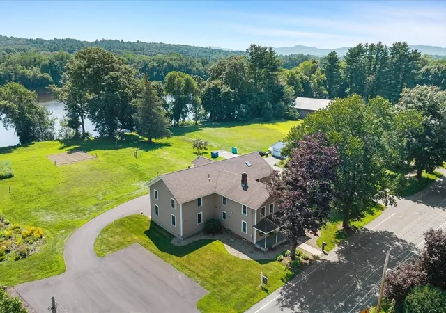 1st image of 136 Main St, Hatfield, MA 01038 | MLS# 73563599