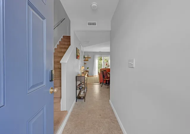 2nd image of 8 Crestview Dr #38, Spencer, MA 01562 | MLS# 73562877