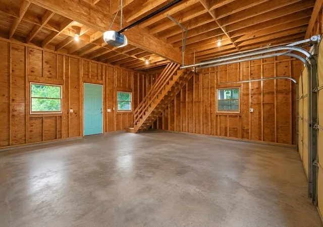 32nd image of 50 North St, Douglas, MA 01516 | MLS# 73567472