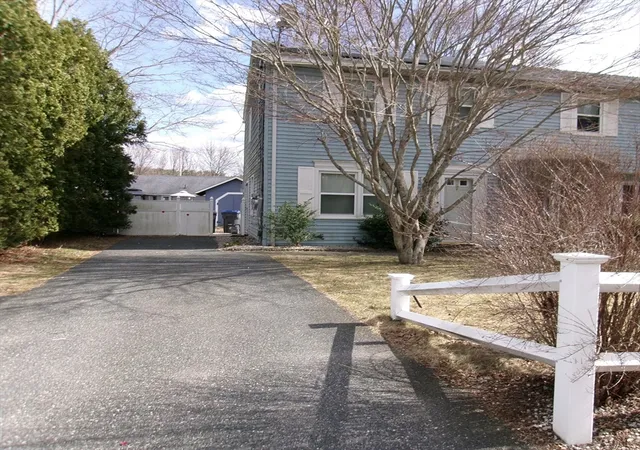 Homes for sale in Uxbridge, MA | 117 Saint Andre Dr #117, Uxbridge, MA 01569 | MLS# 73502819