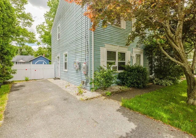 Homes for sale in Uxbridge, MA | 117 Saint Andre Dr #117, Uxbridge, MA 01569 | MLS# 73502819
