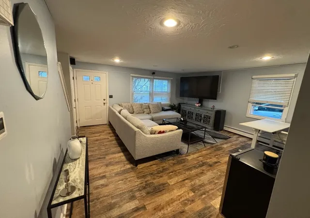 Homes for sale in Uxbridge, MA | 117 Saint Andre Dr #117, Uxbridge, MA 01569 | MLS# 73502819