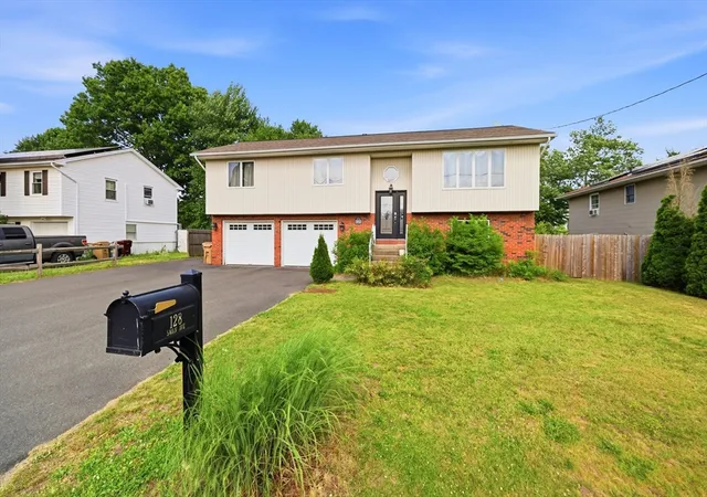 3rd image of 128 Swan Ave, Ludlow, MA 01056 | MLS# 73535211