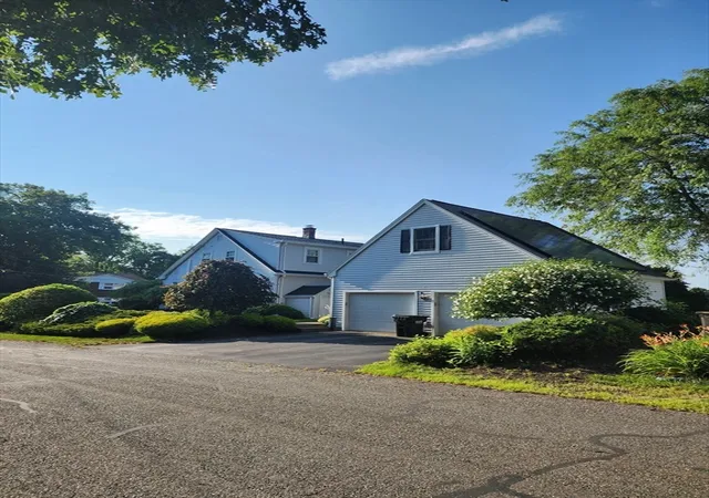 5th image of 39 Everett Ave, Webster, MA 01570 | MLS# 73557842