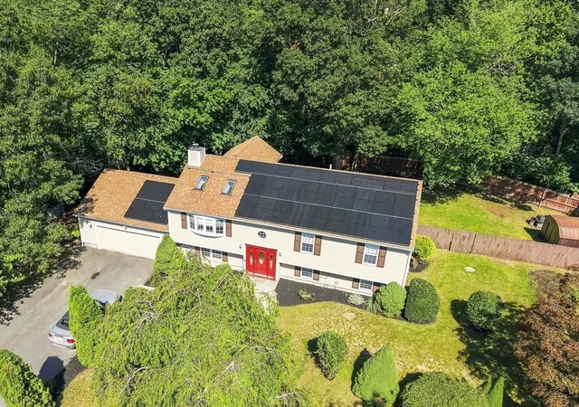 Photo 1 of Single family home for sale at 25 Butterfly Trl, North Dartmouth, MA 02747 | MLS# 73559682 | Listing updated on 2026-10-04