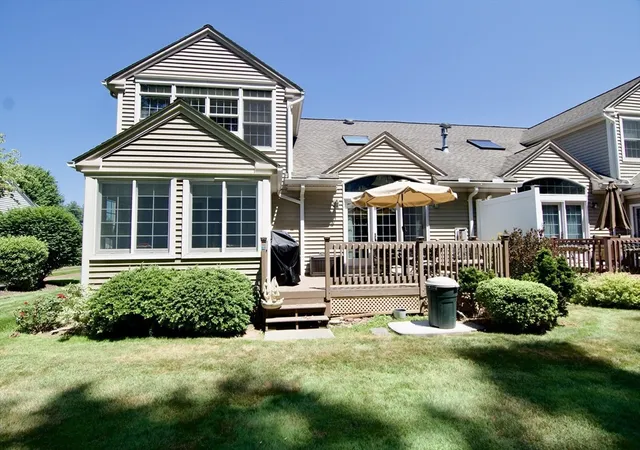 Homes for sale in East Longmeadow, MA | 360 Pinehurst #360, East Longmeadow, MA 01028 | MLS# 73547220