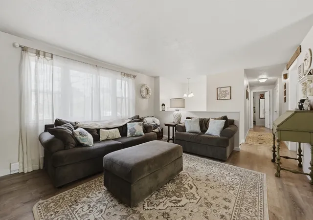 4th image of 22 Seabrook Rd, Salisbury, MA 01952 | MLS# 73524544
