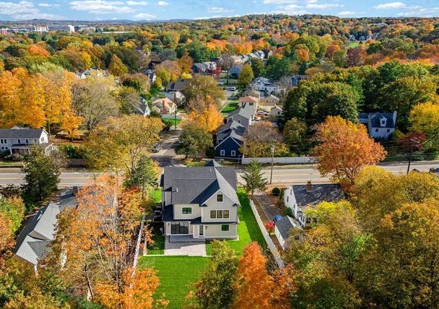 33rd image of 345 Central Avenue, Needham Heights, MA 02494 | MLS# 73447792