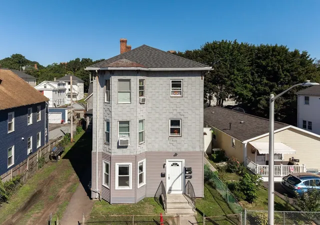 Photo 3 of Multi family home for sale at 120 Southgate St, Worcester, MA 01603 | MLS# 73569397 | Listing updated on 2026-09-01