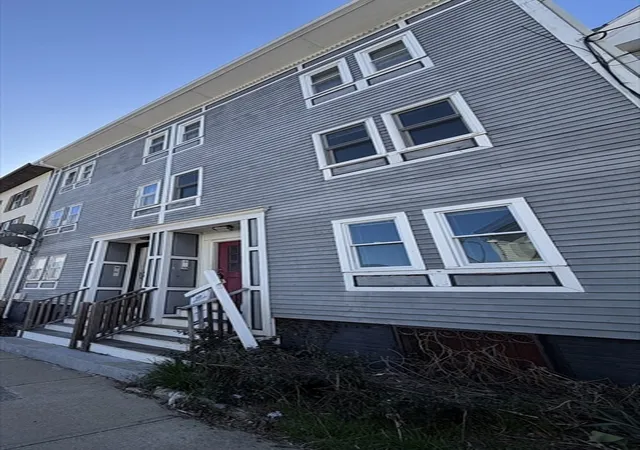 1st image of 8 12 Leeds St, South Boston, MA 02127 | MLS# 73508779