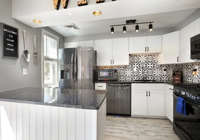 Homes for sale in Hull, MA | 26 School St #7, Hull, MA 02045 | MLS# 73530165
