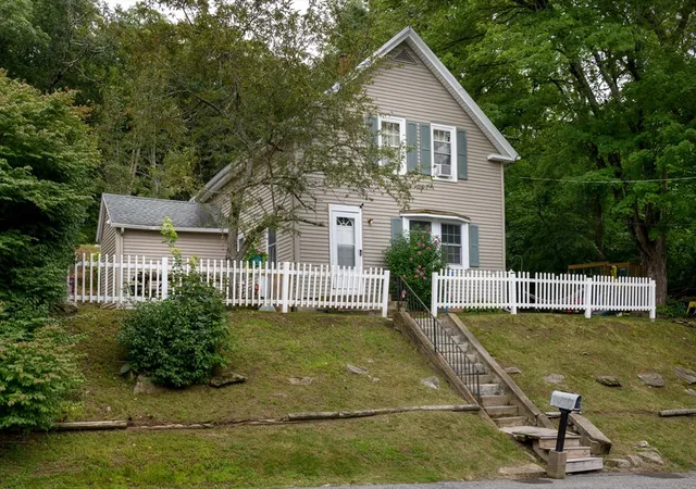 1st image of 62 Grove St, Spencer, MA 01562 | MLS# 73564776