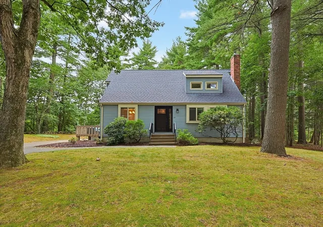 Photo 3 of Sale Pending at 62 Miller St, Franklin, MA 02038 | MLS# 73565331 | Listing updated on 2026-09-07