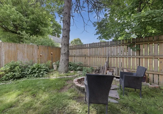 2nd image of 10 Spruce St, Danvers, MA 01923