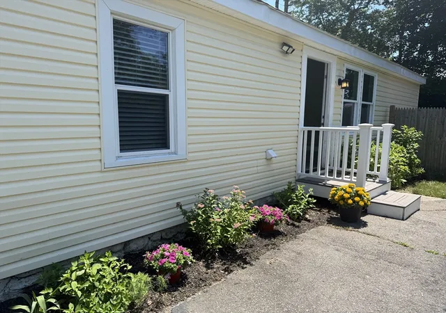27th image of 60 Martin, Buzzards Bay, MA 02532 | MLS# 73477482