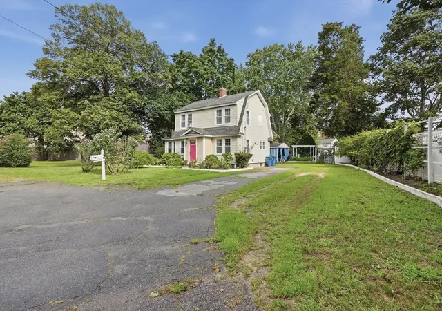 2nd image of 101 Pleasant St, Tewksbury, MA 01876 | MLS# 73565352