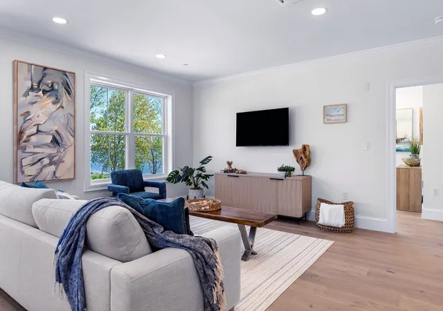 Photo 3 of Condo for sale at 18 Franklin #203, Salem, MA 01970 | MLS# 73377819 | Listing updated on 2025-09-25
