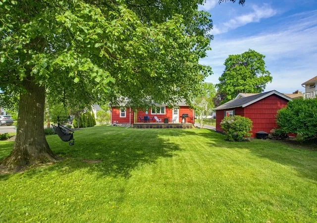 Homes for sale in Oxford, MA | 7 West St, Oxford, MA 01540 | MLS# 73533711