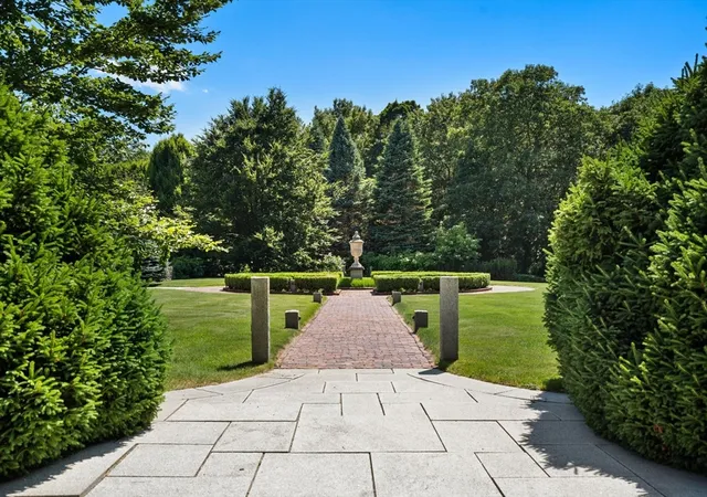 Photo 4 of Single family home for sale at 495 Hugh Cargill Rd, Concord, MA 01742 | MLS# 73458705 | Listing updated on 2026-03-27