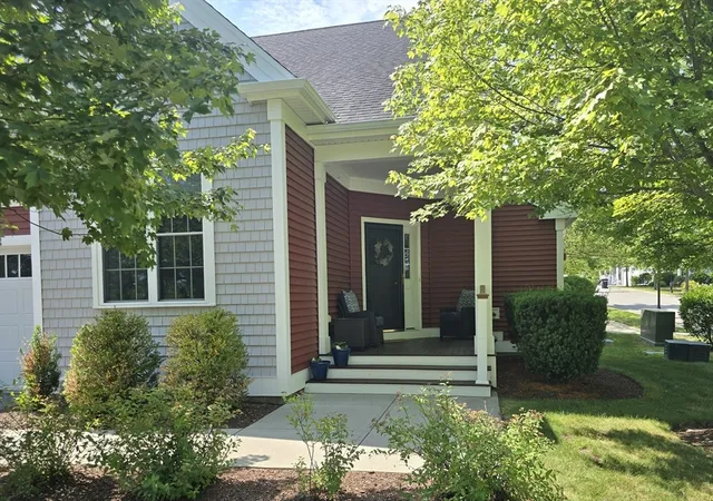 2nd image of 68 Hastings Rd #68, Hudson, MA 01749 | MLS# 73549952