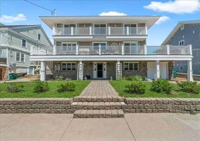 2nd image of 67 Surfside Rd, Scituate, MA 02066 | MLS# 73554758