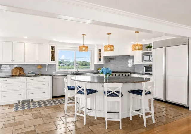 5th image of 67 Surfside Rd, Scituate, MA 02066 | MLS# 73554758